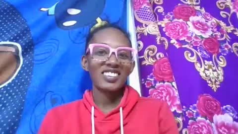 ninie246746 online show from May 9, 6:26 am
