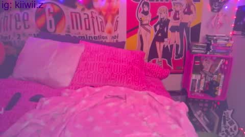 Snapshot of nintendhoe_ chatting on March 11, 5:35 am kiwi online show from March 11, 5:35 am