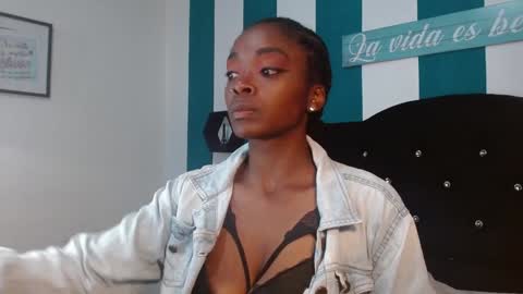 Snapshot of nirak_sf chatting on January 22, 2:35 pm Nirak online show from January 22, 2:35 pm