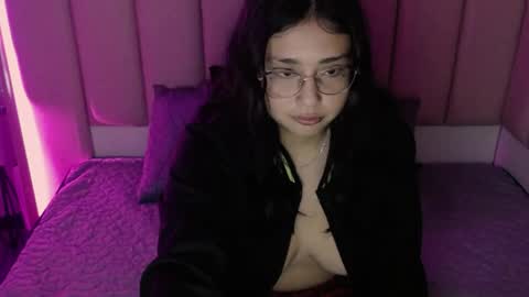 nix_687 online show from April 22, 5:04 am