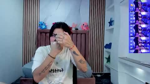 Nixie online show from November 17, 7:36 pm