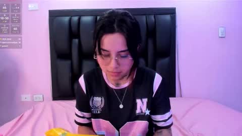 Nixie online show from October 6, 6:02 pm