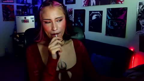 Nixxie  online show from May 14, 3:12 am
