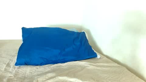 NIXYLUX online show from April 26, 3:26 am