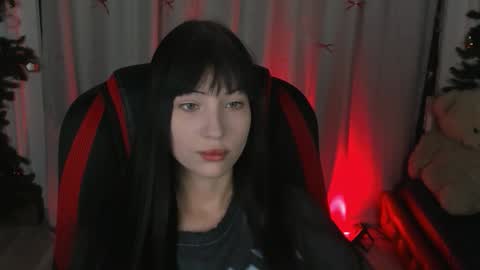 nnnnorooo online show from January 10, 9:30 pm