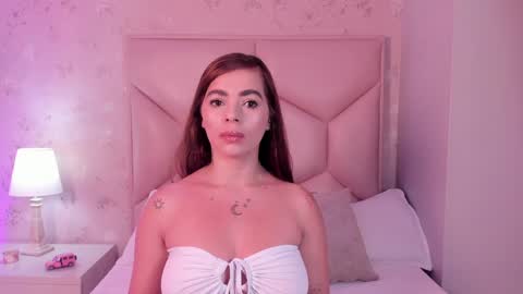 Snapshot of noa_butterfly chatting on January 30, 11:44 am ambarsulliva online show from January 30, 11:44 am