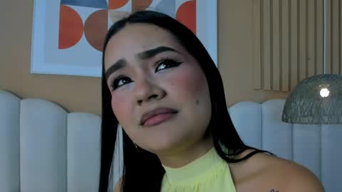 Noa online show from May 26, 3:06 am