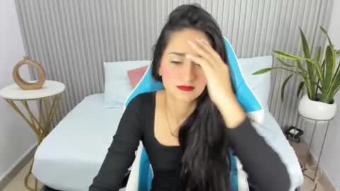 N O A A H online show from March 1, 12:01 pm