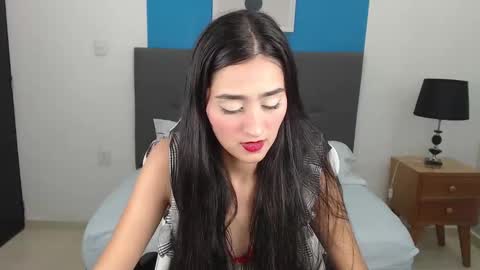 N O A A H online show from December 29, 12:12 pm