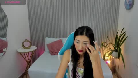 N O A A H online show from February 20, 12:15 pm