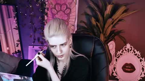 REAL name LiaDM are always open online show from May 15, 3:37 pm