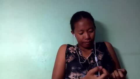 noellah online show from March 11, 5:57 pm