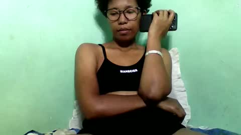 noellah online show from November 28, 11:35 am