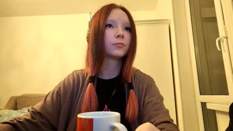 Lisa online show from February 19, 4:06 pm