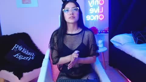 Bella online show from April 3, 12:47 pm