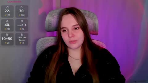 noir_ember_ online show from May 16, 5:56 pm
