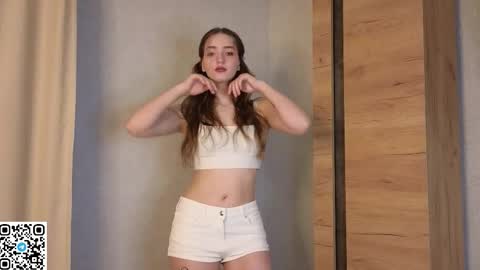 Sophie online show from February 26, 6:23 am