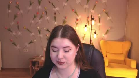 noirwhisper online show from May 11, 6:38 pm