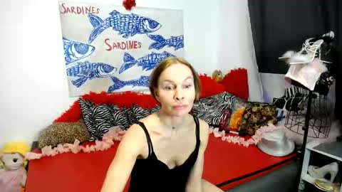 Nora online show from May 27, 9:23 pm