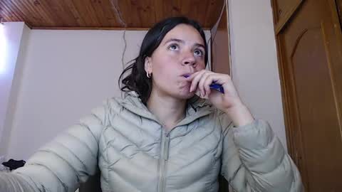 noreen_ online show from May 20, 5:54 pm