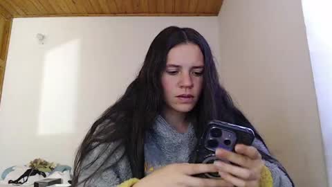 noreen_ online show from May 21, 9:02 pm