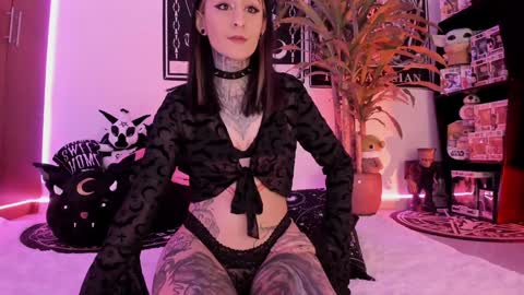 Snapshot of norenoub_ chatting on January 27, 8:29 am Nore online show from January 27, 8:29 am