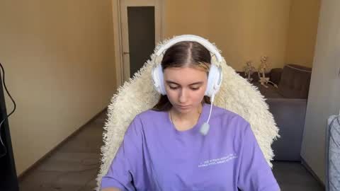 Elena online show from April 30, 7:13 am