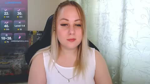 hi glad to chat online show from May 16, 7:55 am