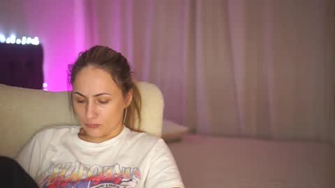 Tina online show from December 4, 5:38 am