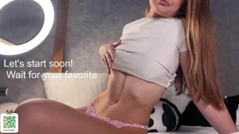 notecarret online show from May 17, 7:35 pm