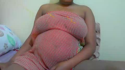 notoy1 online show from May 19, 3:30 pm