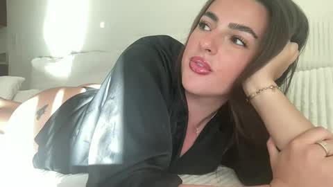 nellyxoxo online show from September 28, 9:53 pm