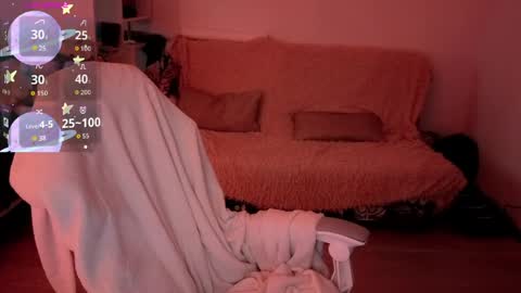 Mary online show from April 5, 4:28 pm