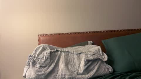 npf82405 online show from February 2, 2:21 am