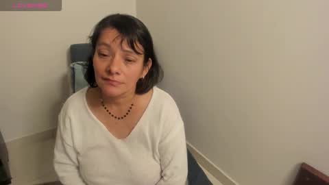 nuit_rose online show from March 3, 7:25 am