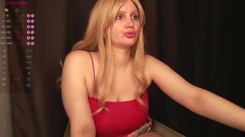 WEELCOMEEEEEEEEEE online show from April 3, 10:30 pm