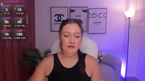 nylaa_rose online show from September 16, 6:49 pm