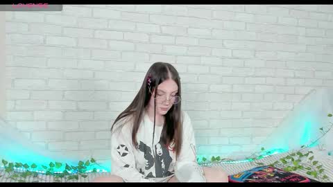 Kat online show from March 20, 7:08 pm