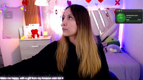 Alex   .    online show from May 5, 2:58 am