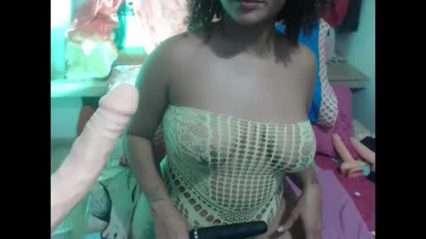obedient_curls online show from October 3, 10:15 pm