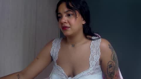 Vale online show from October 20, 2:31 pm