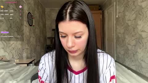 Amelia online show from May 1, 7:00 am