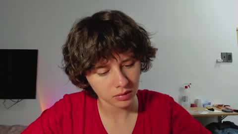 Evie online show from May 19, 1:51 pm
