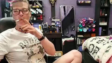 Oddy With A Body online show from May 12, 6:43 am