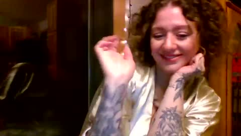 Snapshot of officialblueluna chatting on January 8, 2:25 am Luna online show from January 8, 2:25 am
