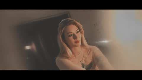 your dear Lilith Chapman online show from April 5, 5:01 pm