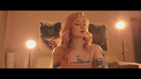 your dear Lilith Chapman online show from March 15, 6:21 pm