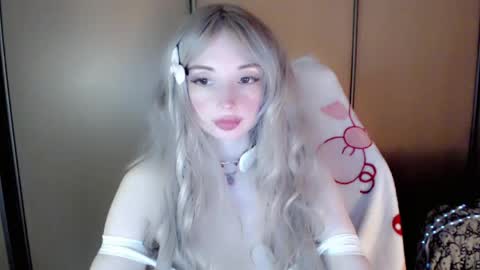 Milly online show from May 10, 10:56 pm
