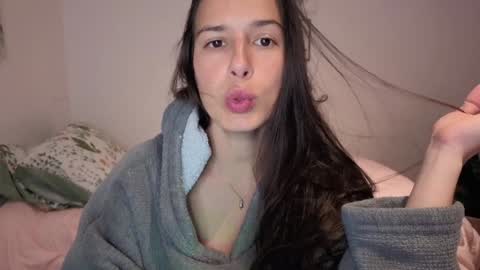 ohanna_ online show from March 26, 2:14 am