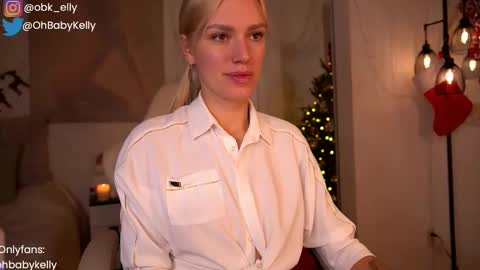 Snapshot of ohbabykelly chatting on December 22, 1:01 am Kelly online show from December 22, 1:01 am